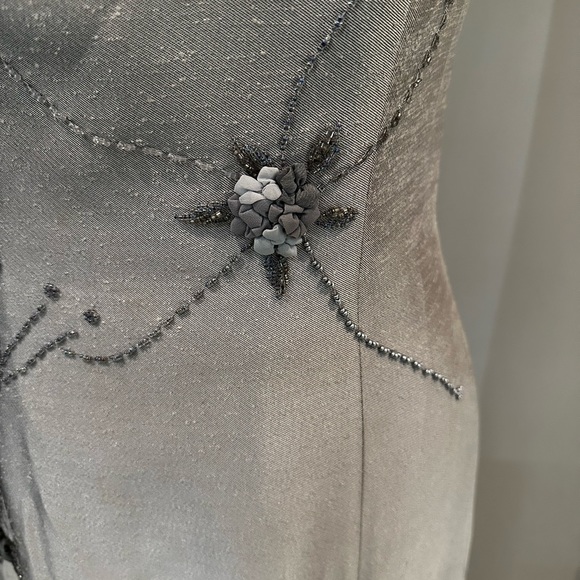 Dress embroidered Gray size M - Picture 3 of 7